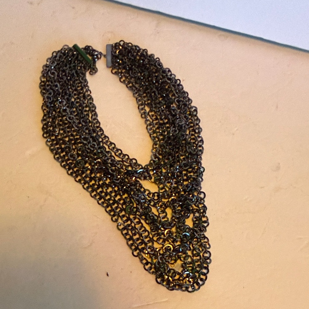 Elegant Multi-Layered Chain Necklace